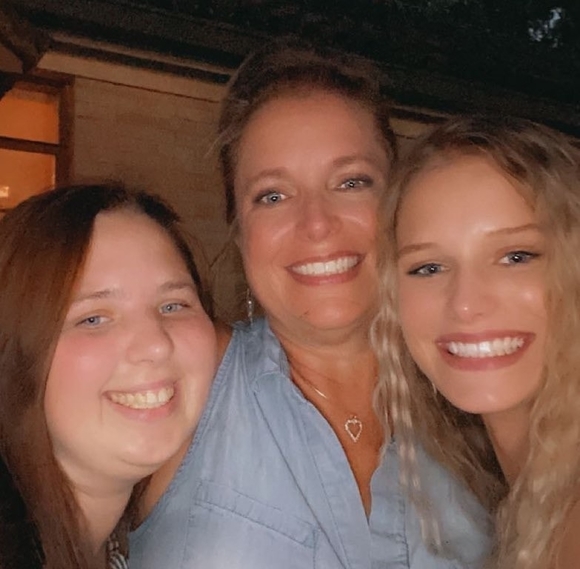 2girlsmom00